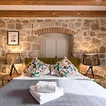 Πανσιόν Monte Santo By Duhomes 3*