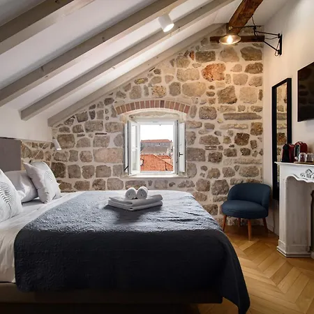 Monte Santo By Duhomes Guest house