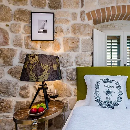 Monte Santo By Duhomes Guest house 3*