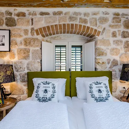 Monte Santo By Duhomes Guest house 3*