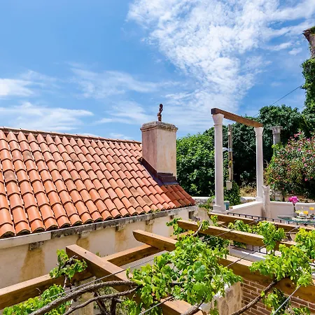 Monte Santo By Duhomes Guest house 3*