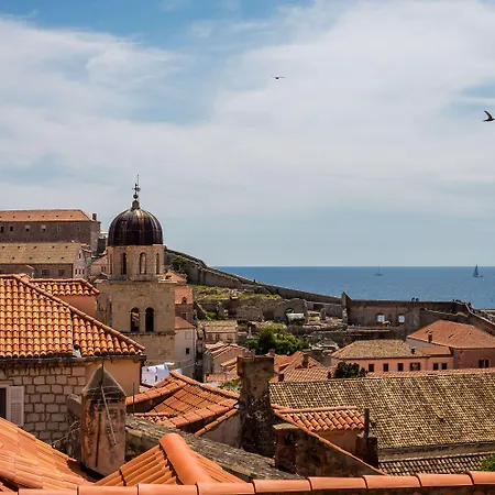 Monte Santo By Duhomes